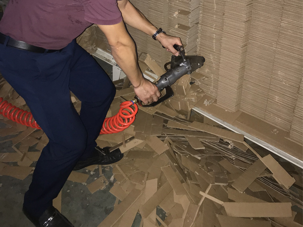 印刷紙盒制造廠為什么需要清廢機？