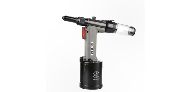 你知道鉚釘槍的操作技巧嗎？