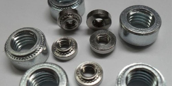 為什么現(xiàn)在越來越多的企業(yè)選擇鉚螺母取代螺絲進行緊固？